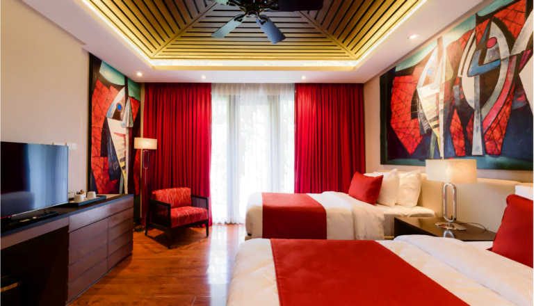 bravo-hotel-twin-deluxe-room-interior-3